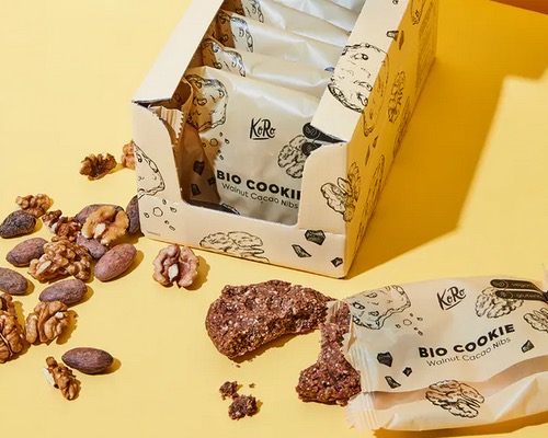 KoRo Organic Cookie Walnut Kakaonibs 12 x 50g